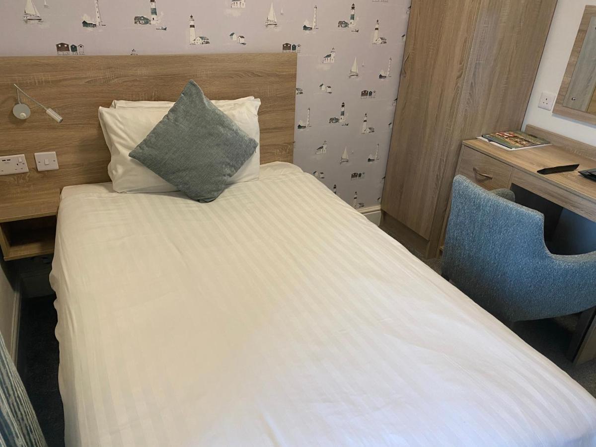 The Clarendon Hotel Morecambe Eksteriør billede